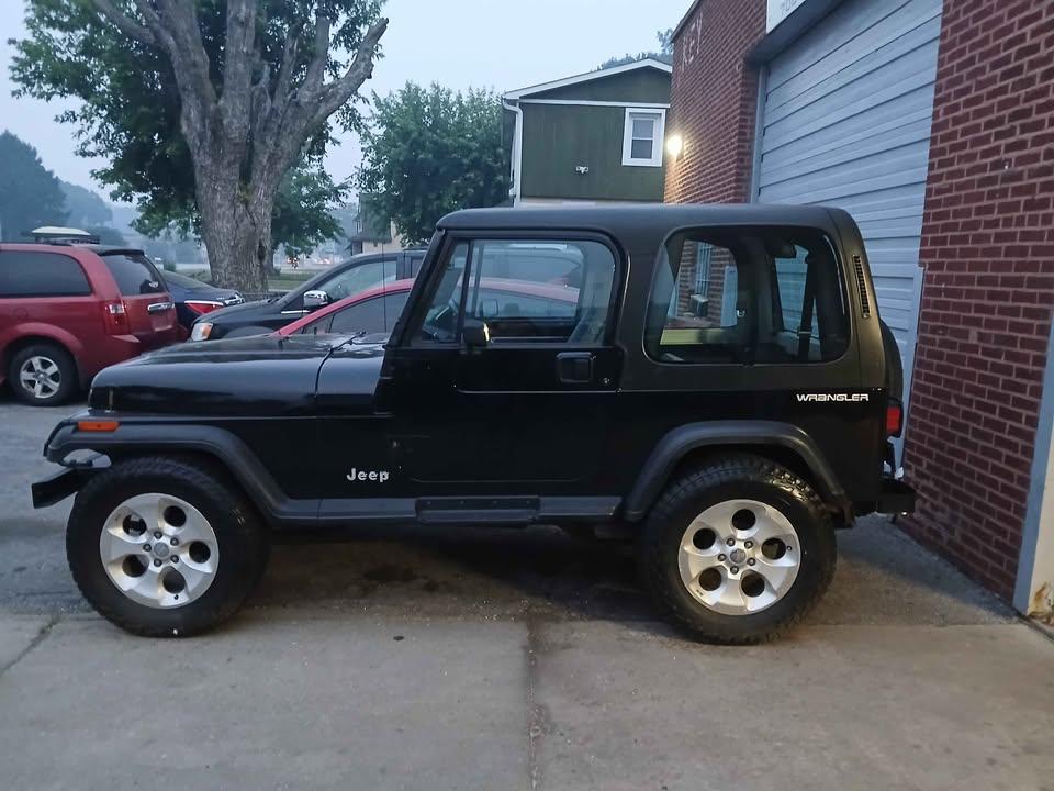 Jeep Wrangler 2dr Base 1993