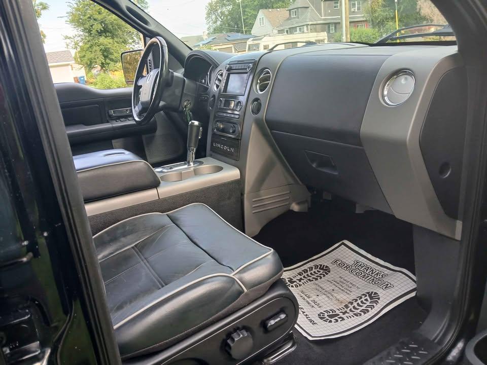 Lincoln Mark LT 4WD Supercrew 150" 2008