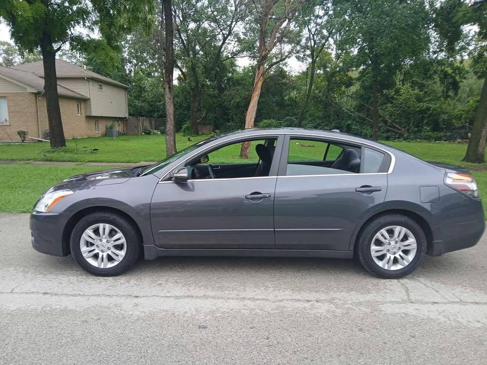 Nissan Altima 4dr Sdn I4 CVT 2.5 S 2011