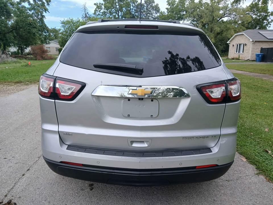 Chevrolet Traverse AWD 4dr LT w/1LT 2015