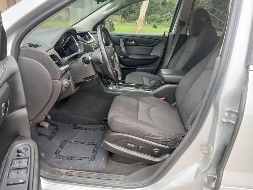 Chevrolet Traverse AWD 4dr LT w/1LT 2015