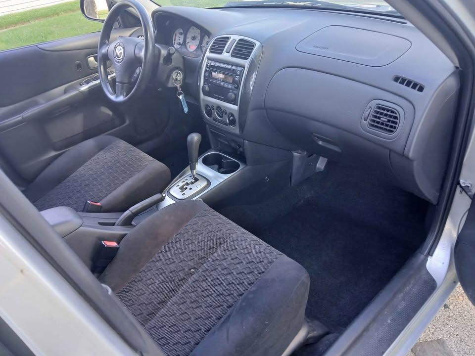 Mazda Protege 4dr Sdn LX Auto 2003
