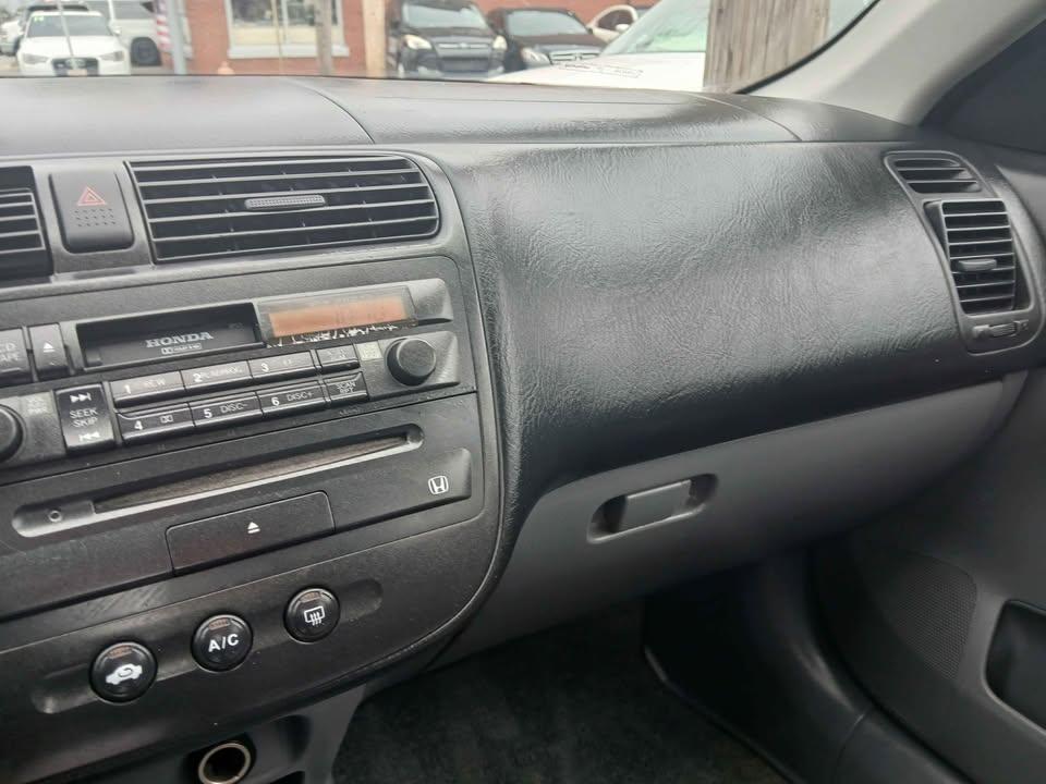 Honda Civic 4dr Sdn LX Auto 2001