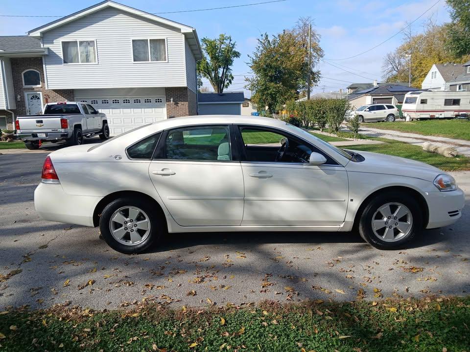 Chevrolet Impala 4dr Sdn 3.5L LT 2007