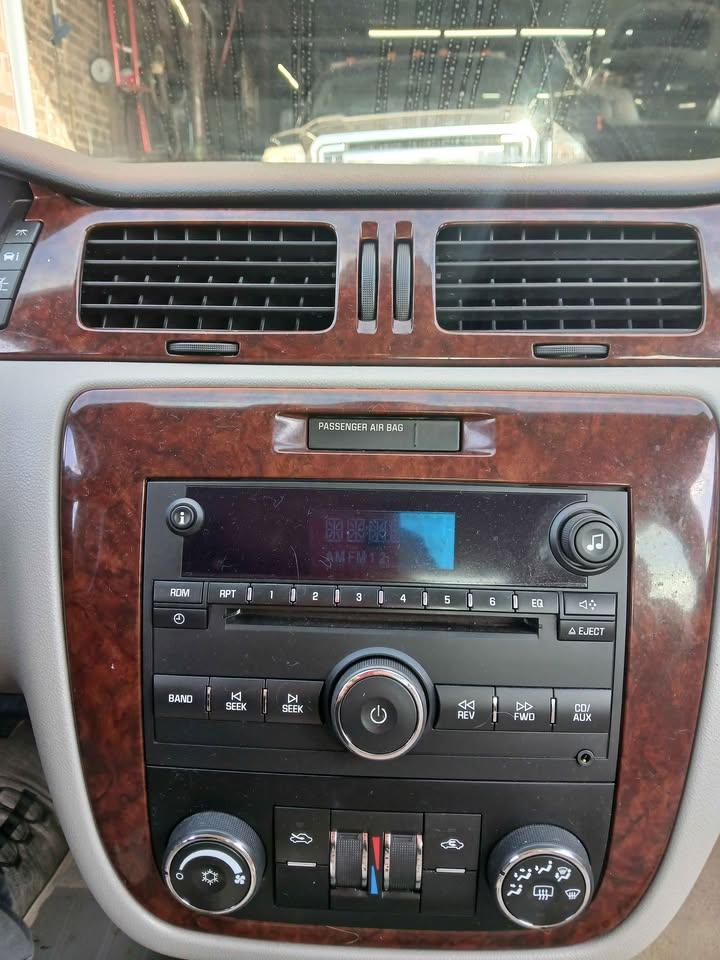 Chevrolet Impala 4dr Sdn 3.5L LT 2007