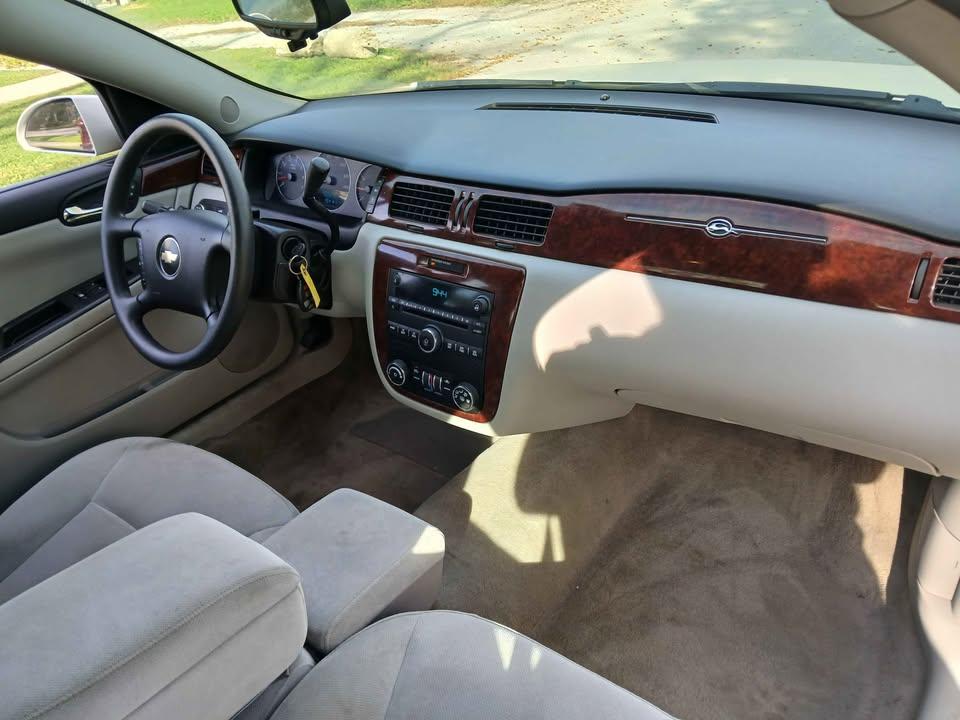 Chevrolet Impala 4dr Sdn 3.5L LT 2007