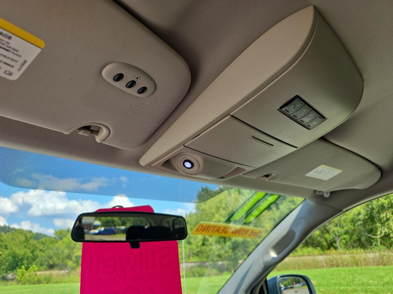 Chrysler Town & Country Touring 2011