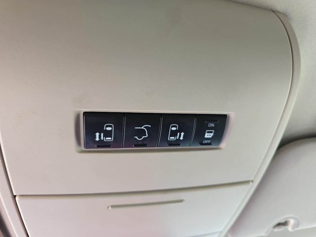 Chrysler Town & Country Touring 2011