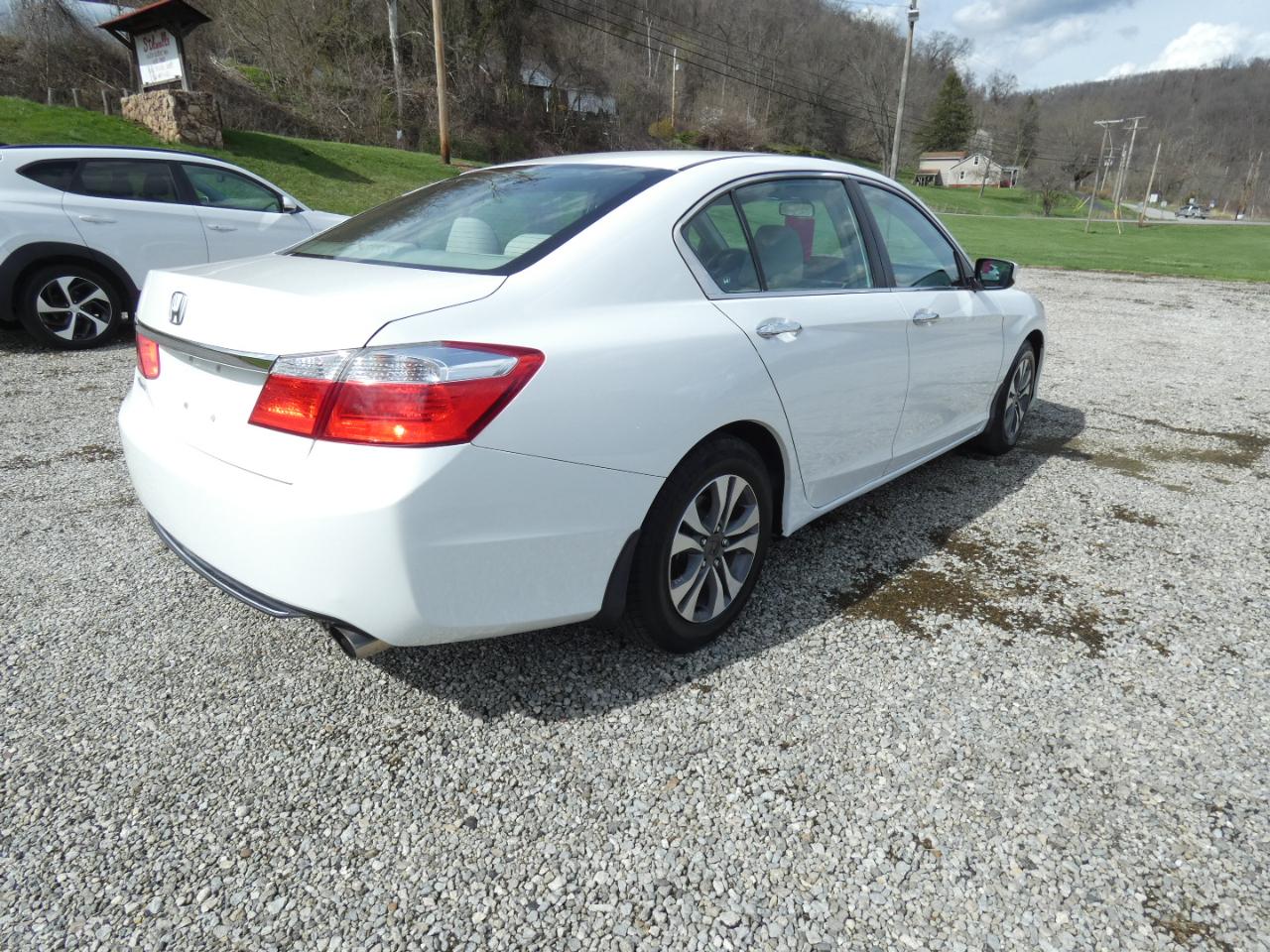 Honda Accord LX Sedan CVT 2013