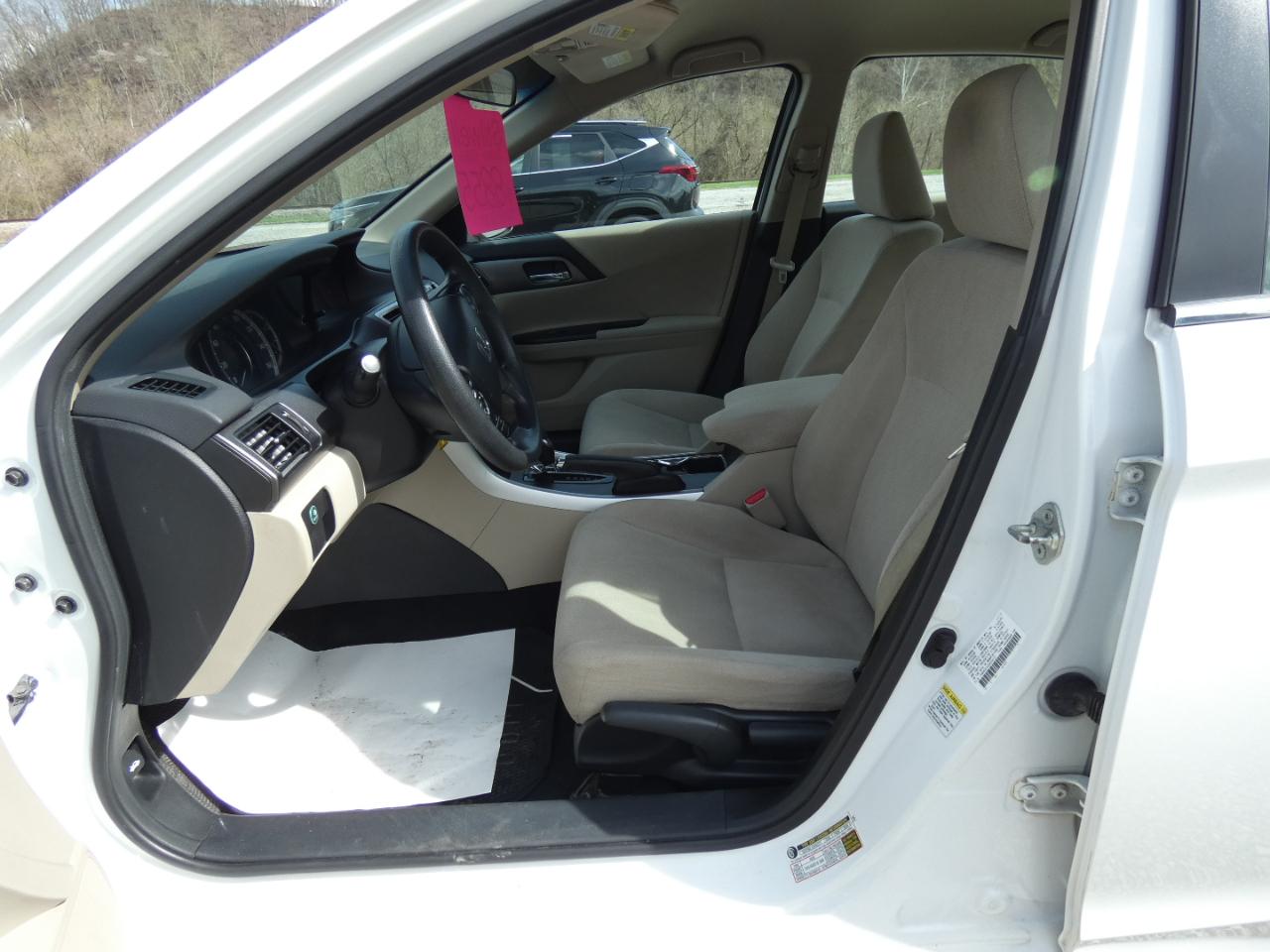 Honda Accord LX Sedan CVT 2013