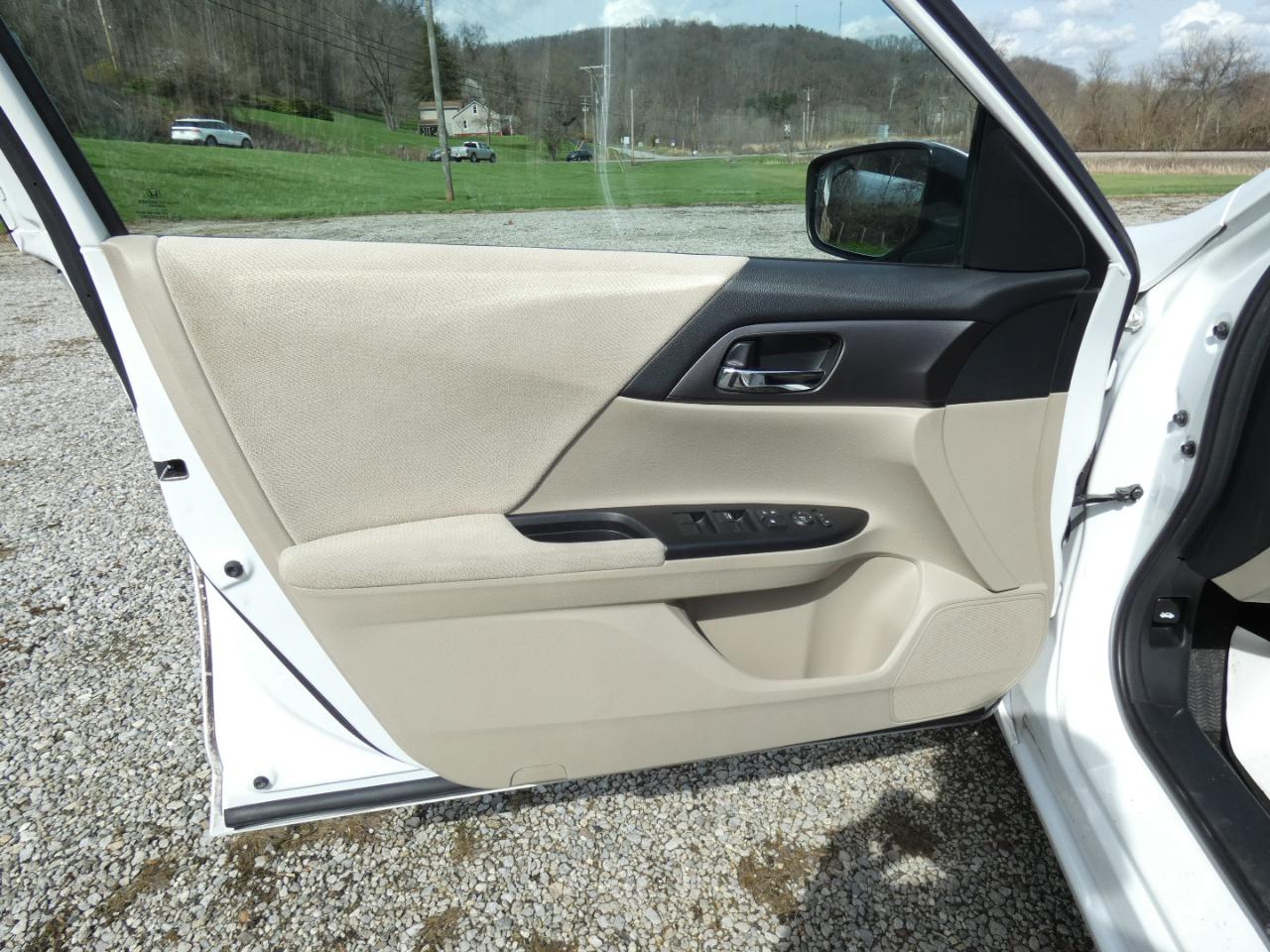 Honda Accord LX Sedan CVT 2013