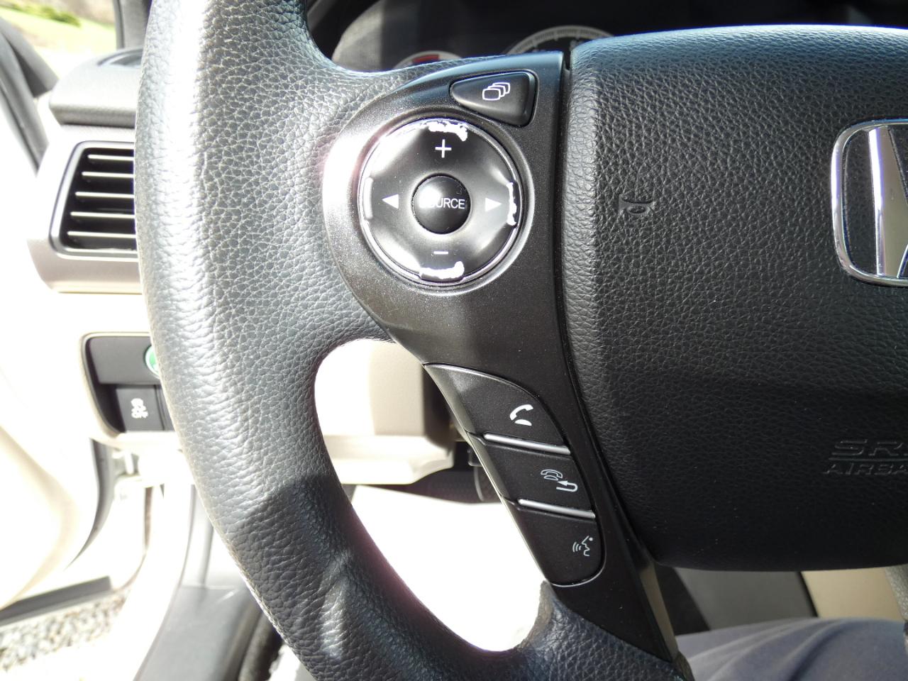 Honda Accord LX Sedan CVT 2013