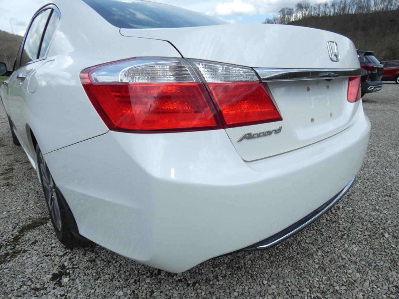 Honda Accord LX Sedan CVT 2013