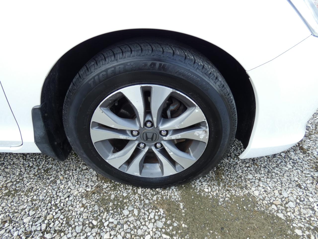 Honda Accord LX Sedan CVT 2013