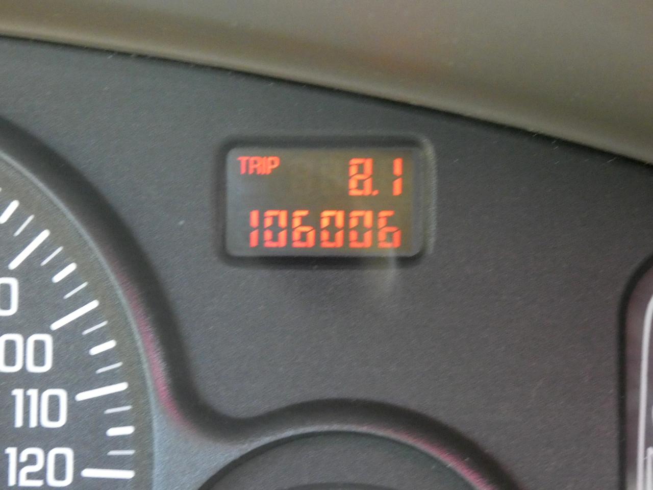 Pontiac Bonneville SE 2005