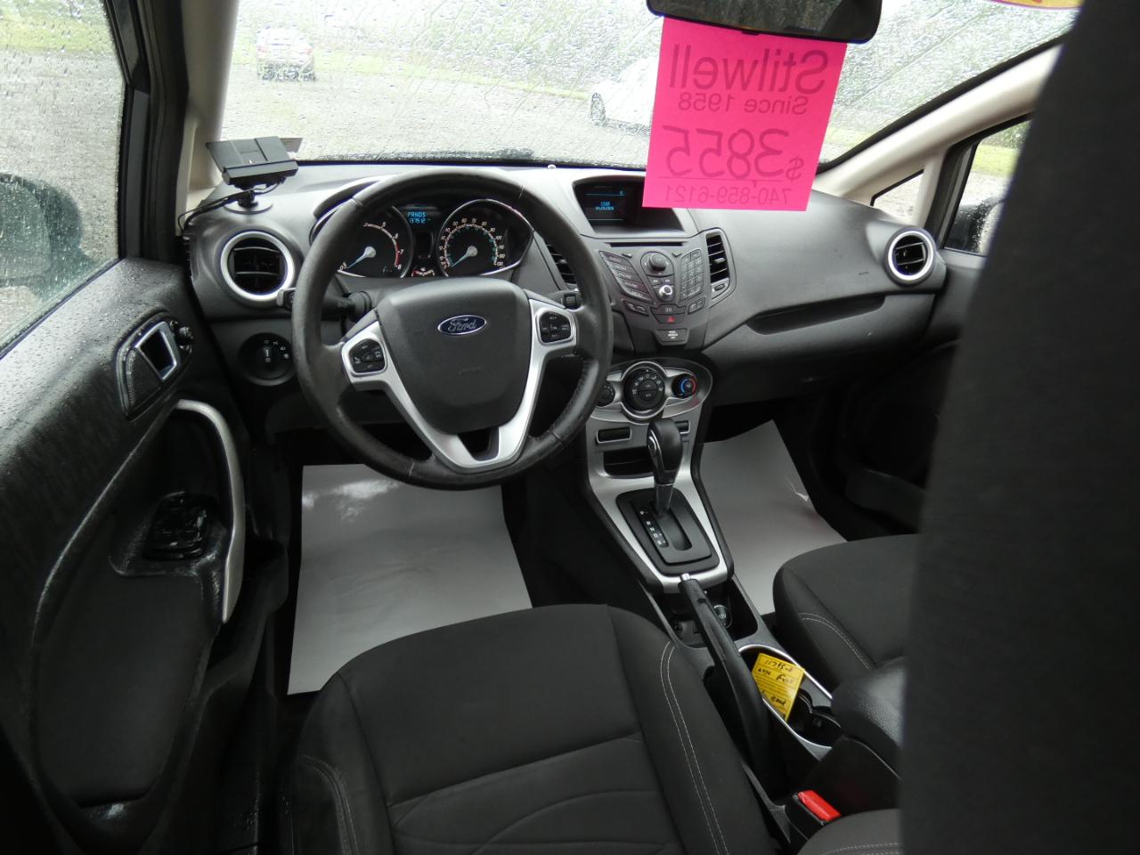 Ford Fiesta SE Sedan 2014