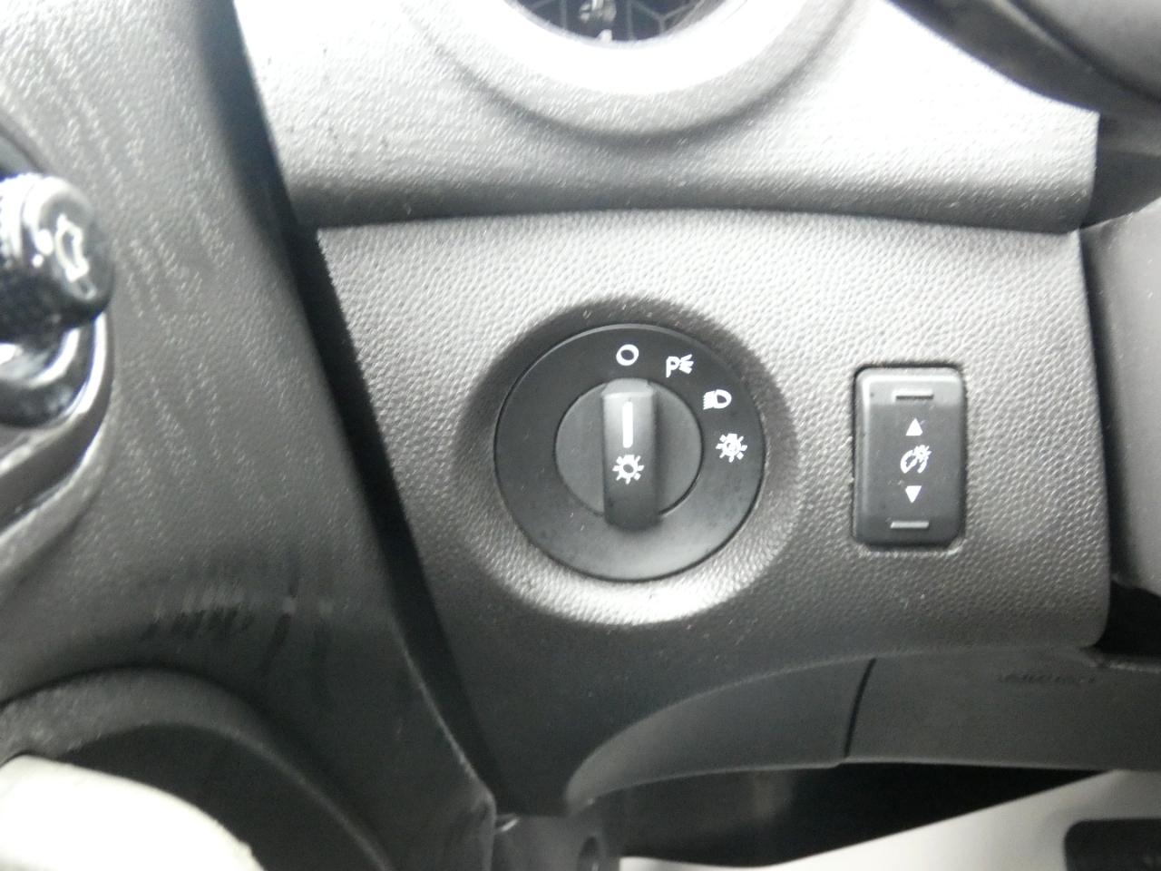 Ford Fiesta SE Sedan 2014