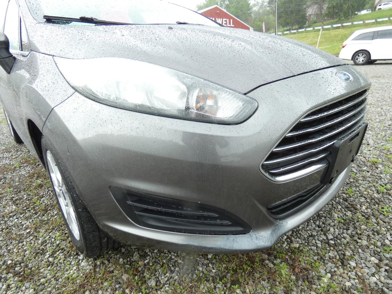 Ford Fiesta SE Sedan 2014