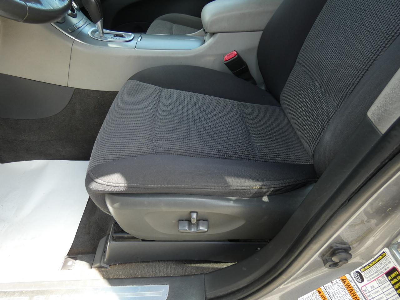 Subaru Tribeca 5-Passenger 2008