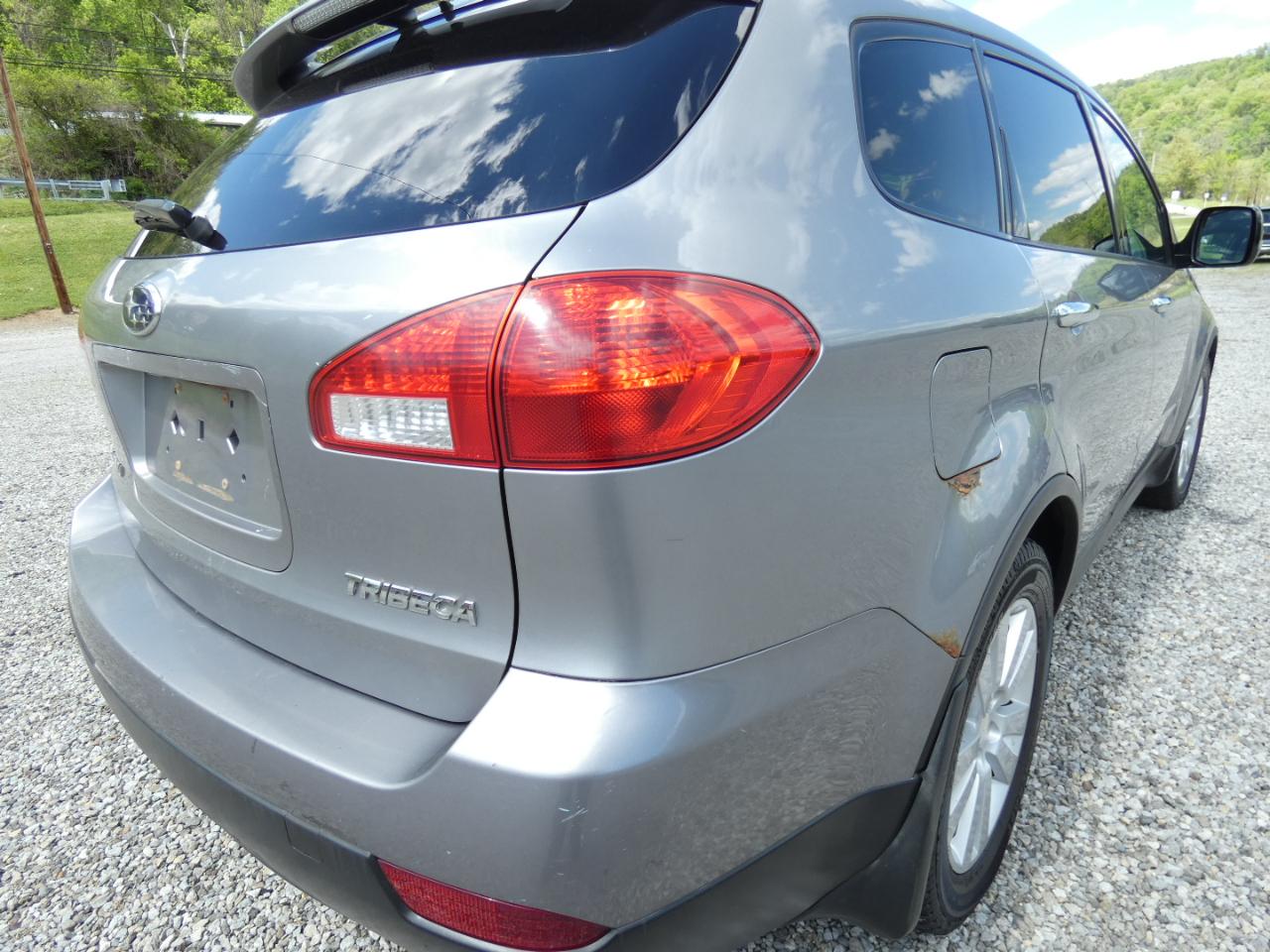 Subaru Tribeca 5-Passenger 2008