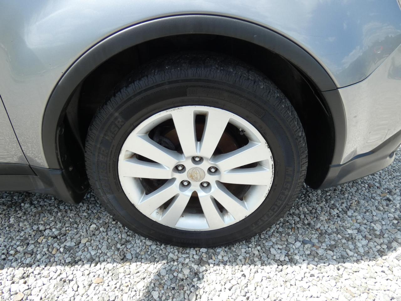 Subaru Tribeca 5-Passenger 2008