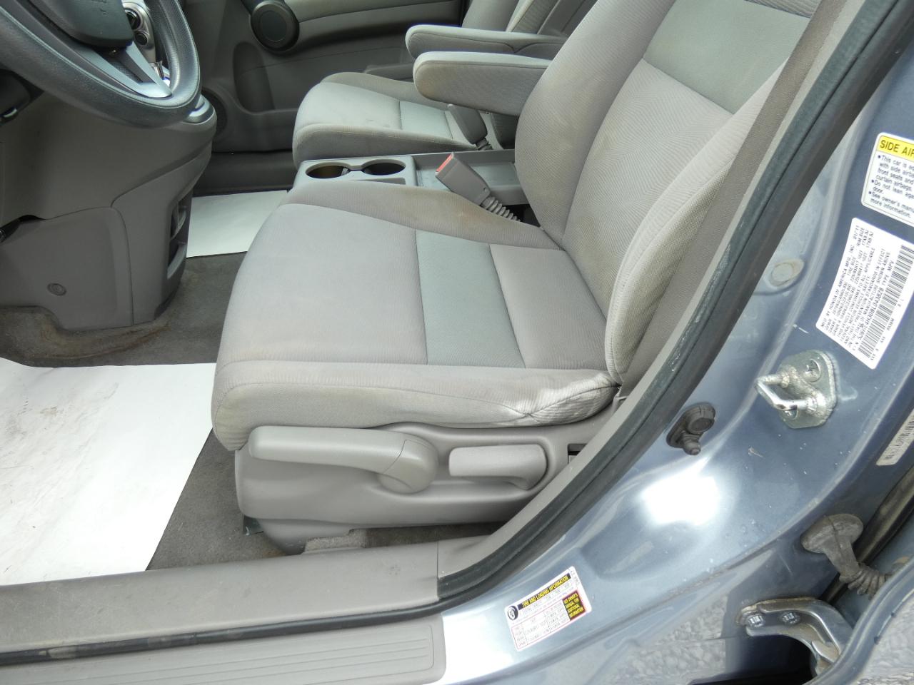 Honda CR-V LX 4WD 5-Speed AT 2011