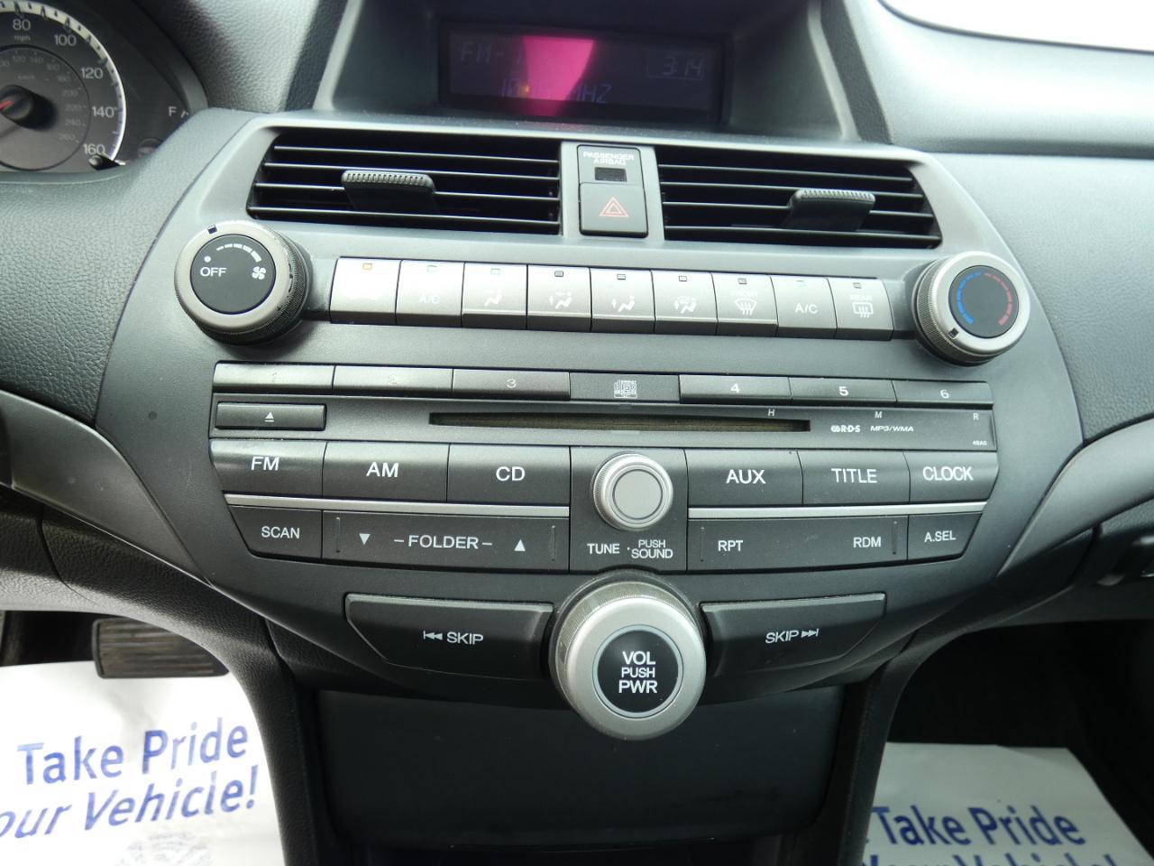 Honda Accord LX sedan AT 2010