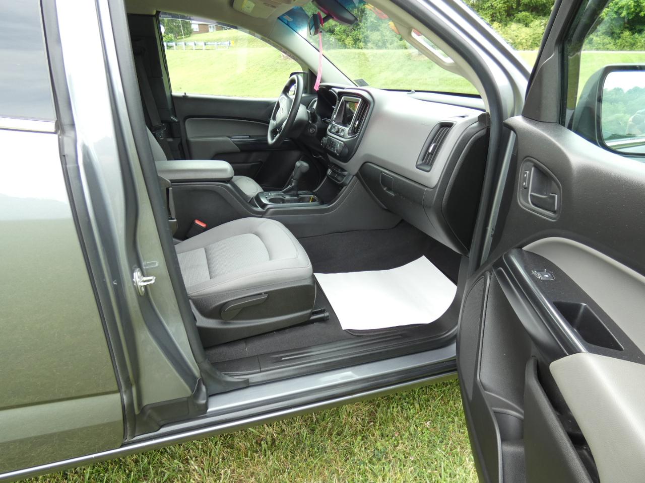 Chevrolet Colorado Work Truck Ext. Cab 4WD 2019