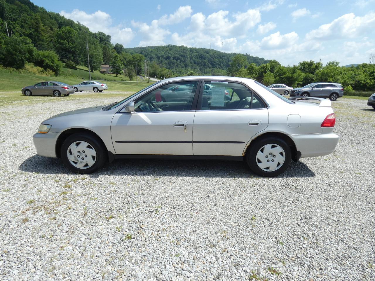 Honda Accord LX V6 sedan 1998