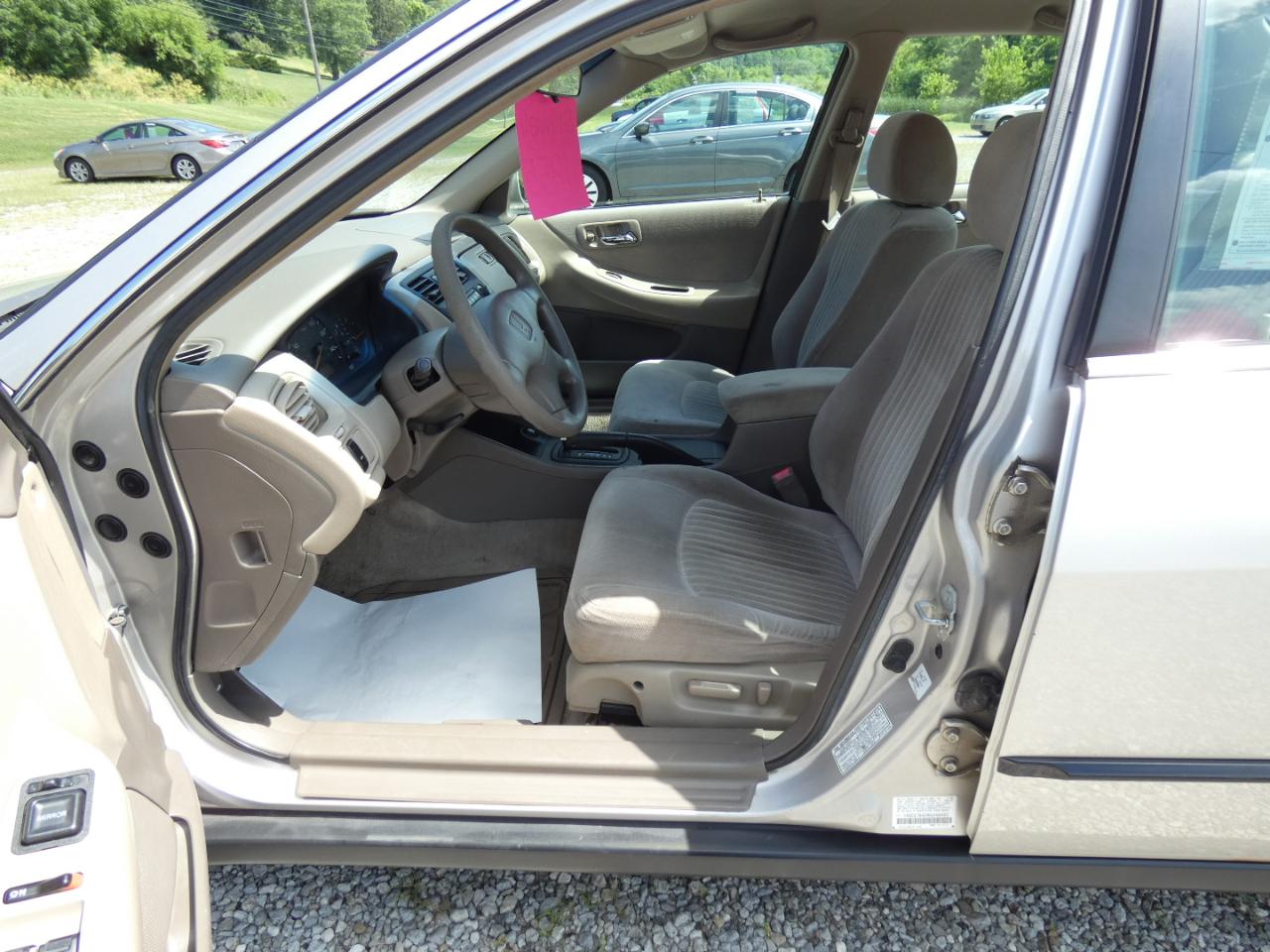 Honda Accord LX V6 sedan 1998