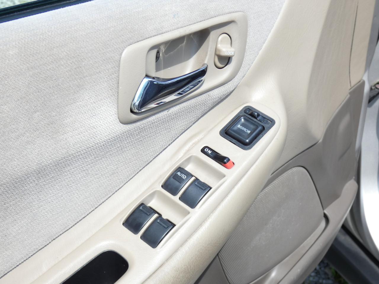Honda Accord LX V6 sedan 1998