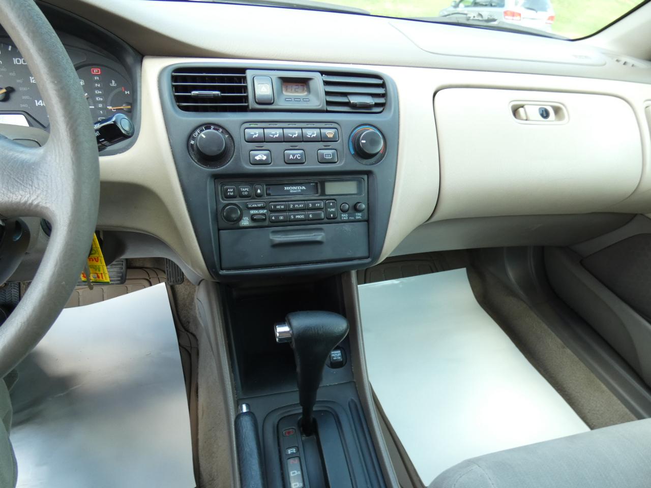 Honda Accord LX V6 sedan 1998