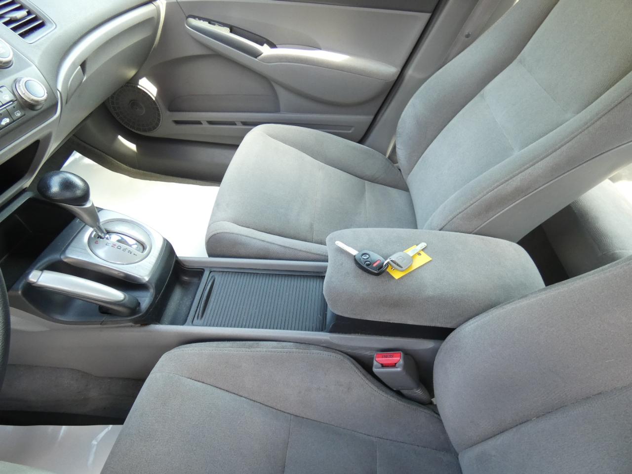 Honda Civic LX Sedan AT 2007