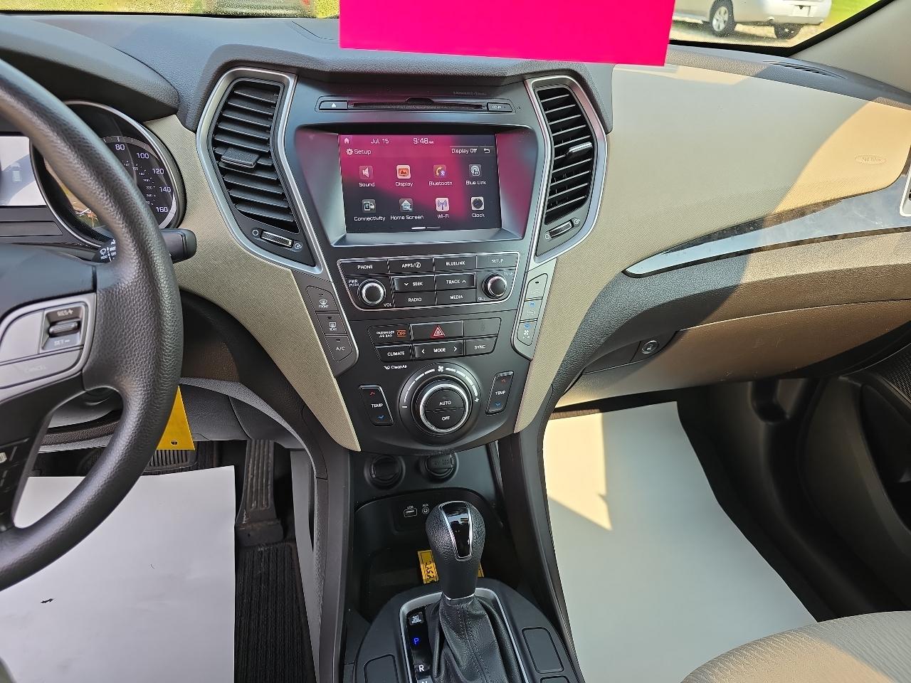 Hyundai Santa Fe SE AWD 2017