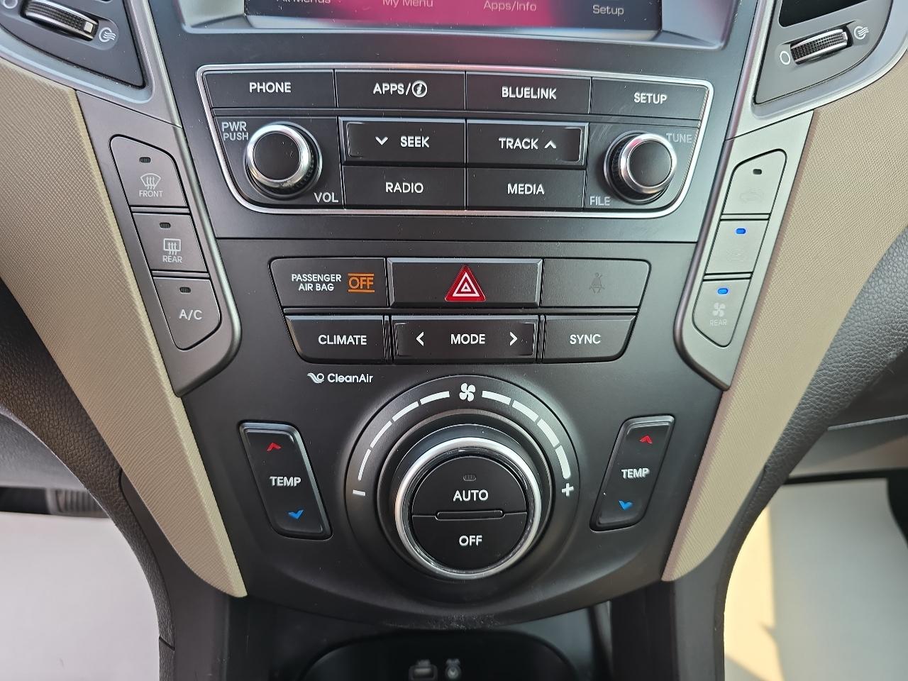Hyundai Santa Fe SE AWD 2017