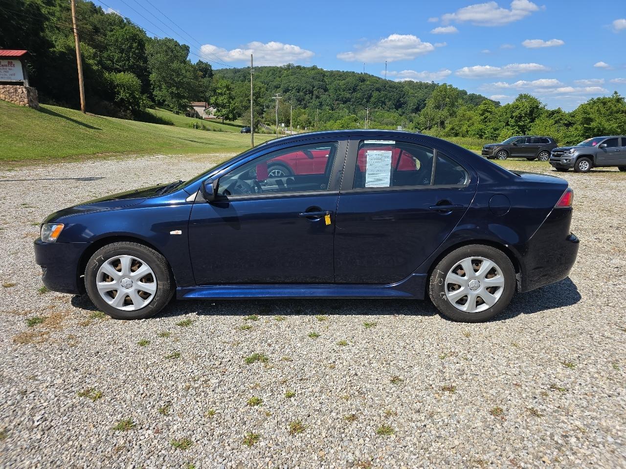 Mitsubishi Lancer ES 2013