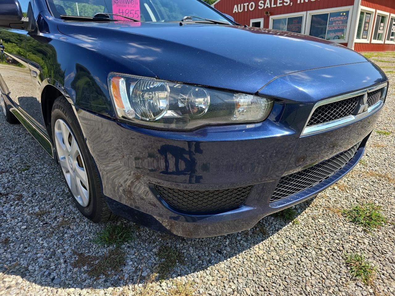 Mitsubishi Lancer ES 2013