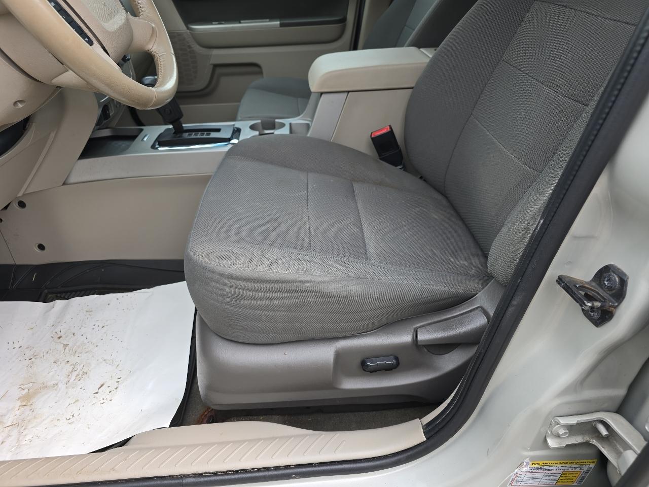 Ford Escape XLT 4WD V6 2009