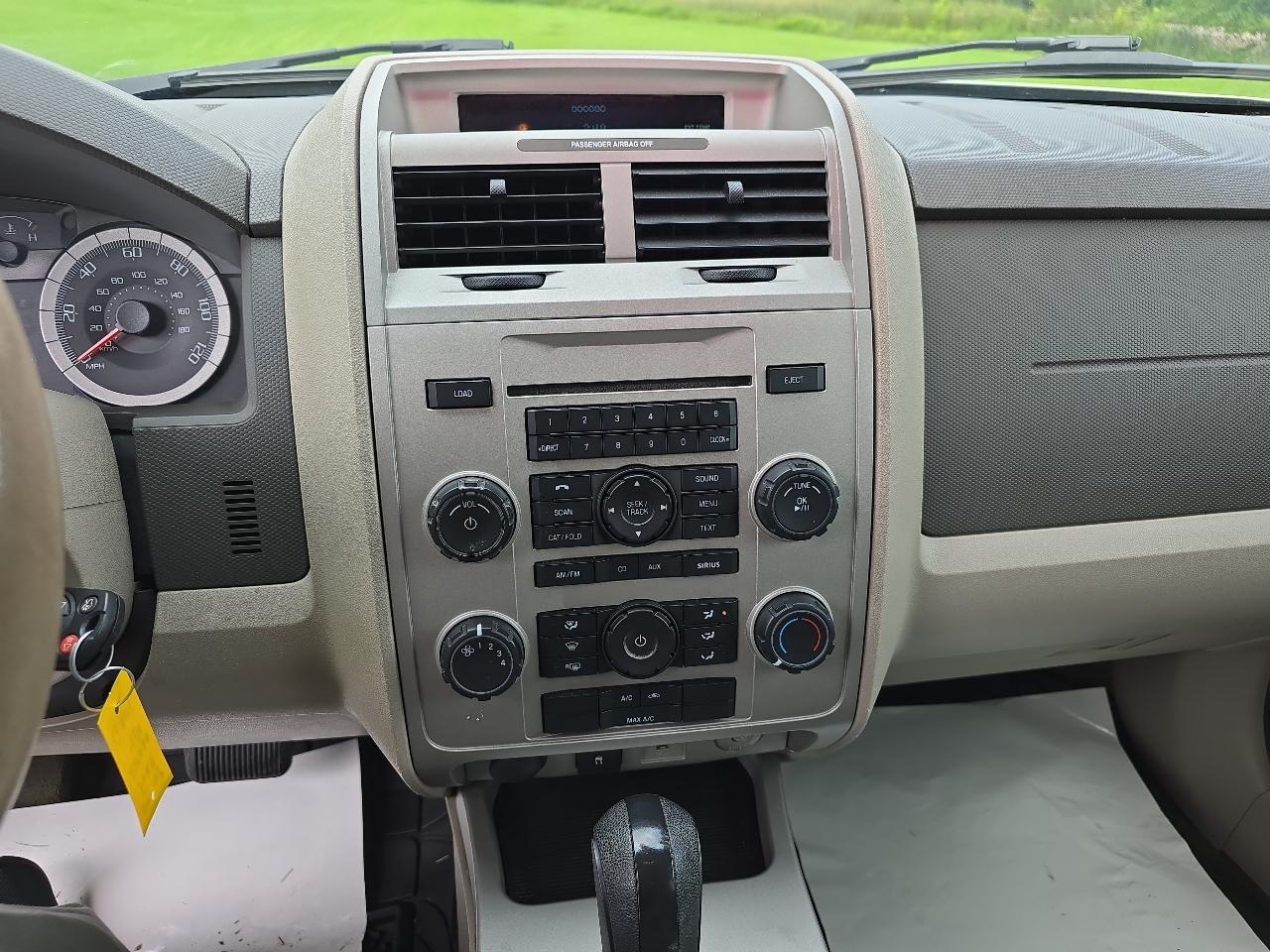 Ford Escape XLT 4WD V6 2009