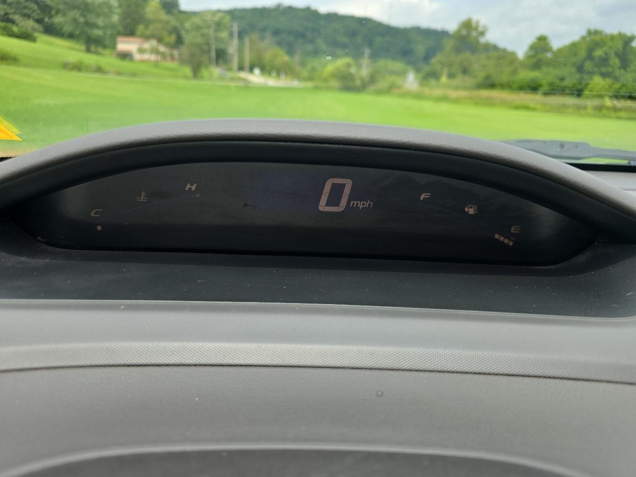 Honda Civic LX Sedan 5-Speed AT 2010