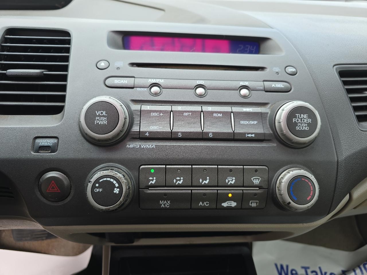 Honda Civic LX Sedan 5-Speed AT 2010