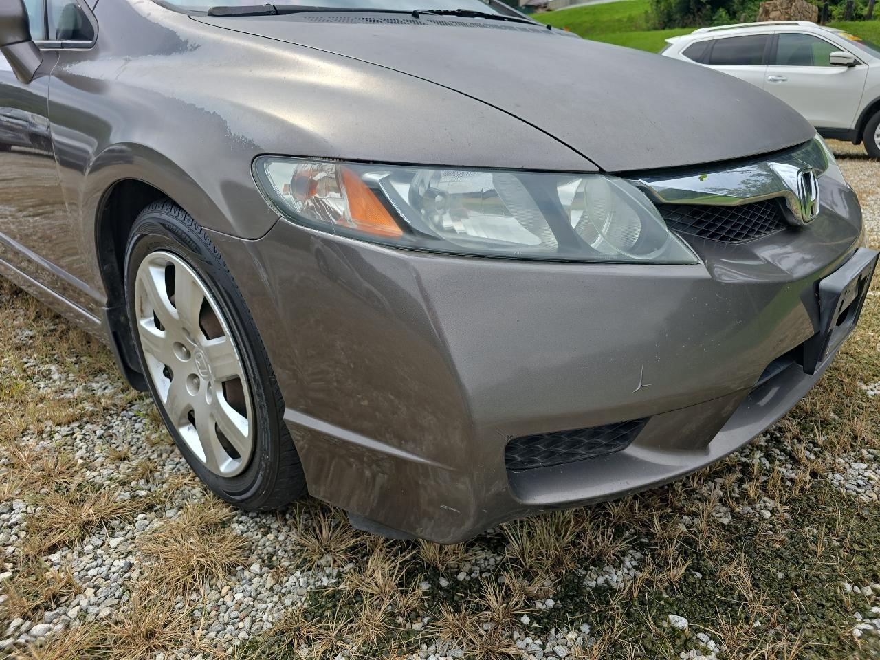 Honda Civic LX Sedan 5-Speed AT 2010