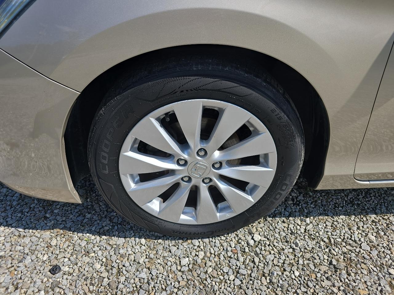 Honda Accord EX Sedan CVT 2013