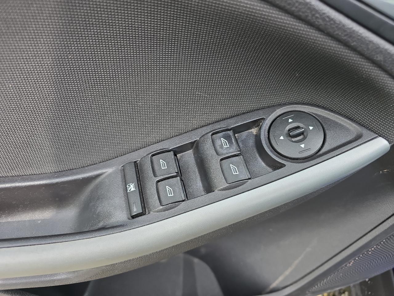 Ford Focus SE Hatch 2014