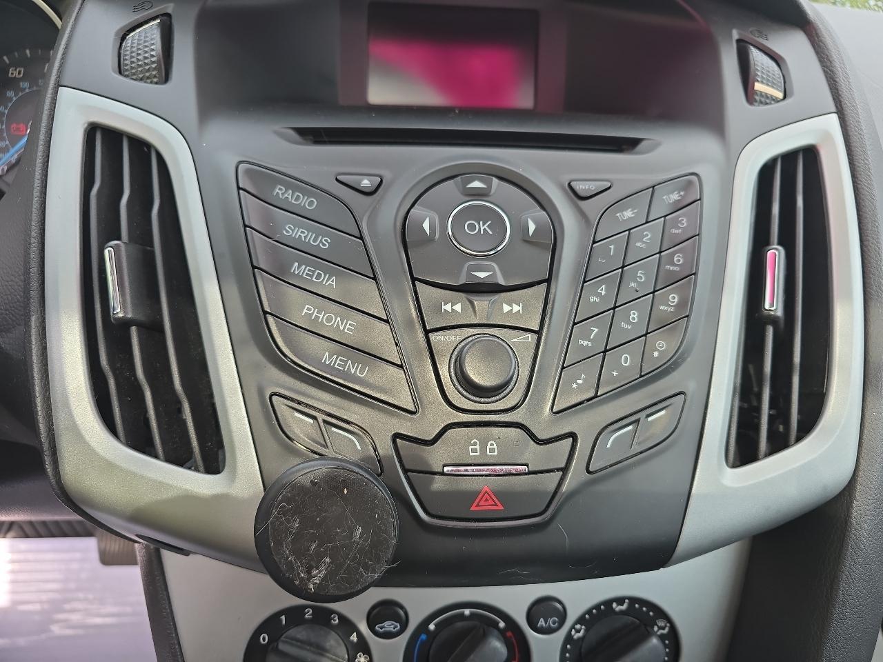 Ford Focus SE Hatch 2014