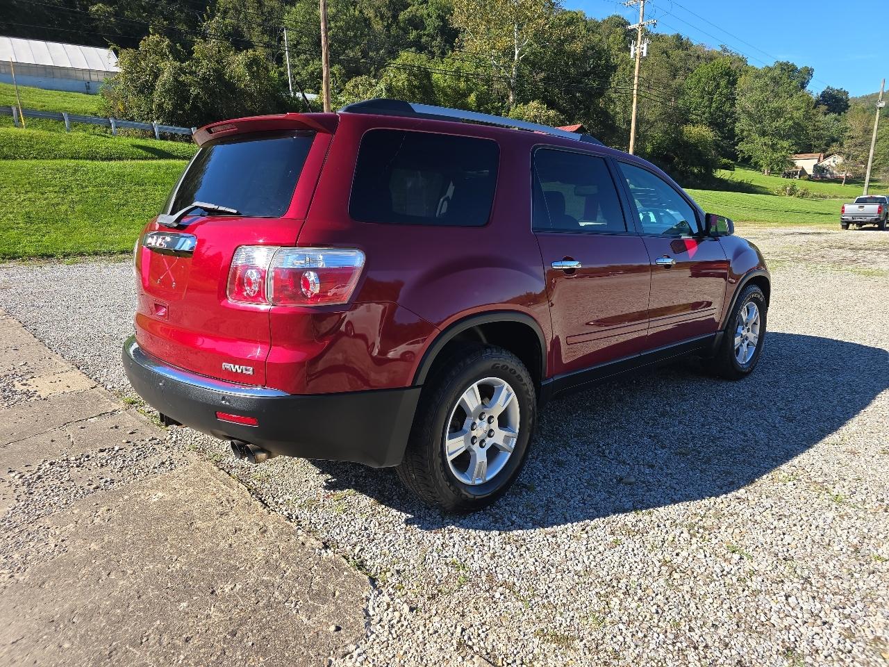 GMC Acadia SLE-2 AWD 2011
