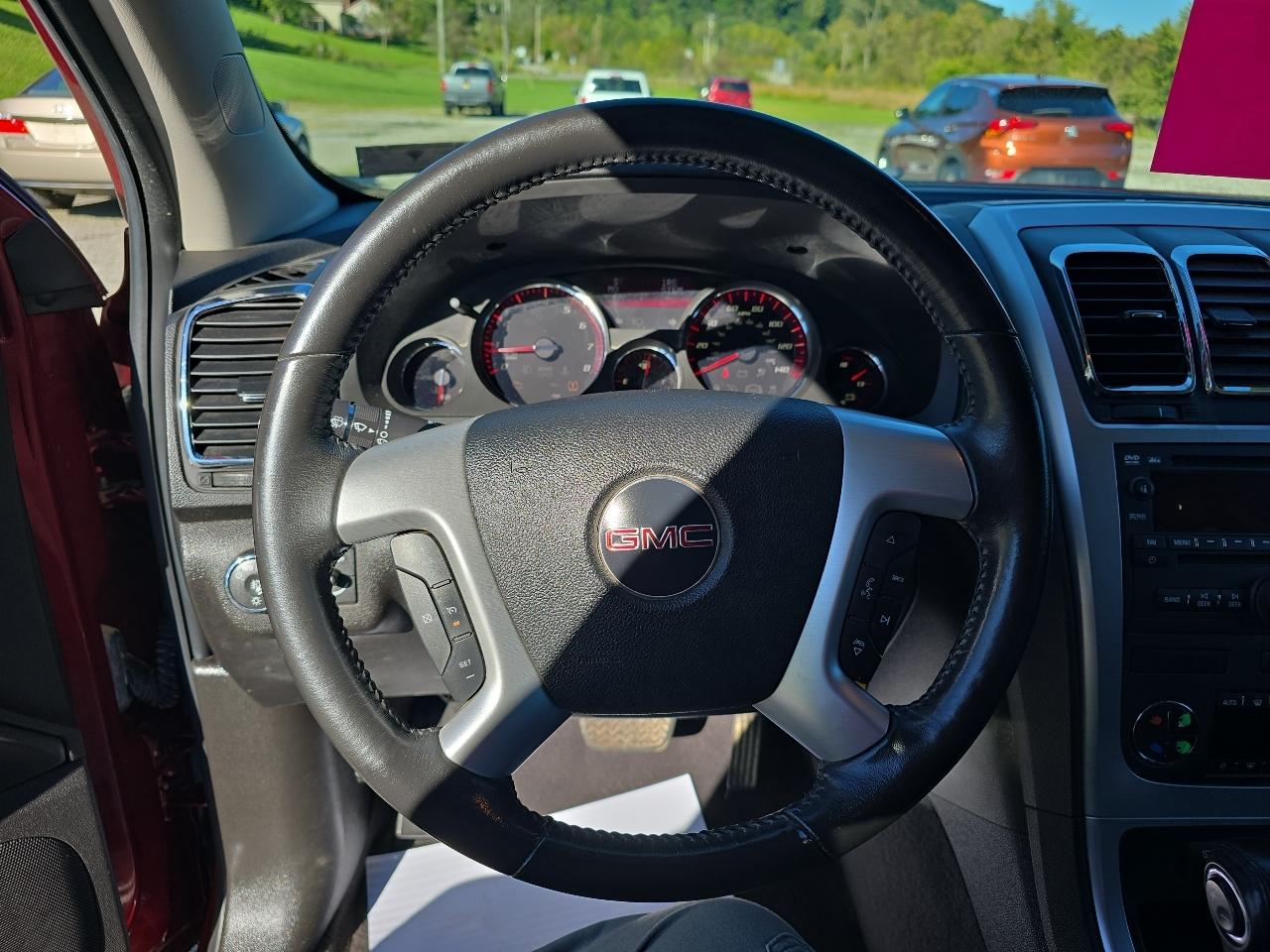 GMC Acadia SLE-2 AWD 2011