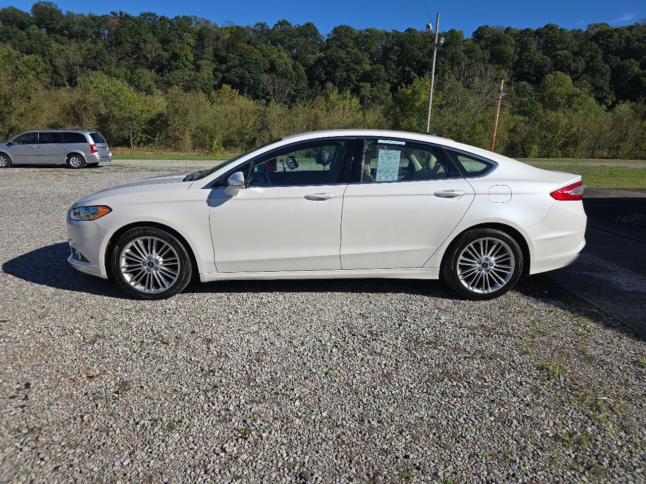 Ford Fusion SE 2015