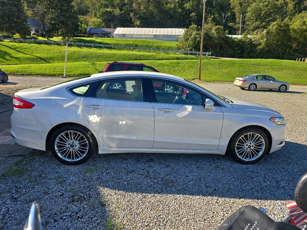 Ford Fusion SE 2015