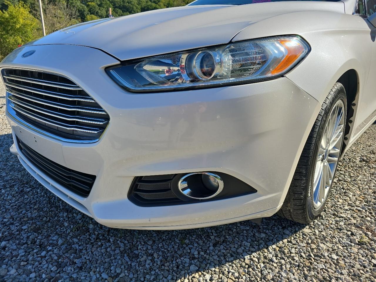 Ford Fusion SE 2015